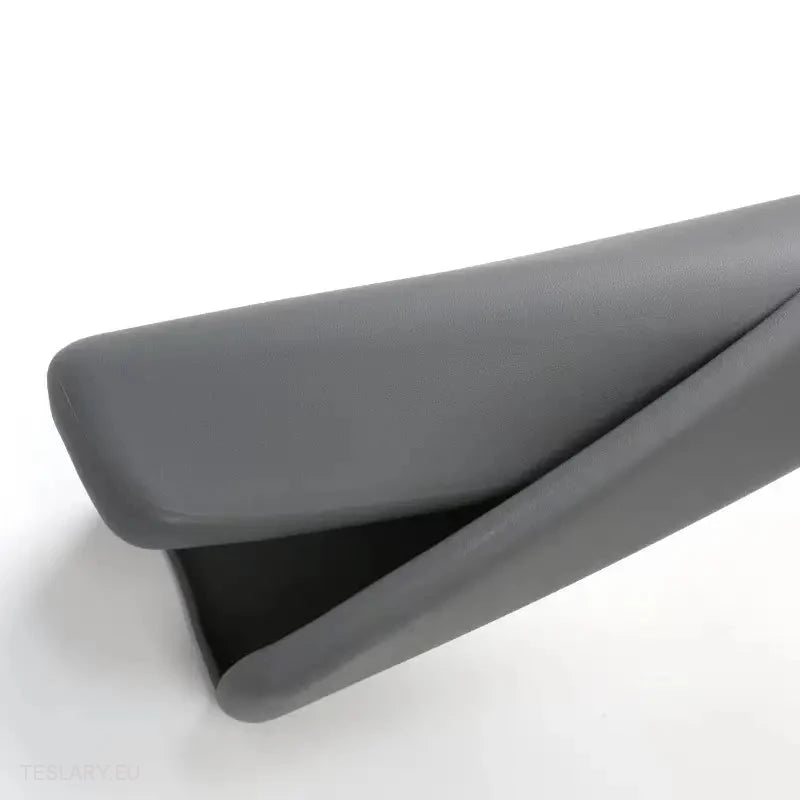 Tesla Model 3/Y Centre Console Silicone Leather Armrest Cover