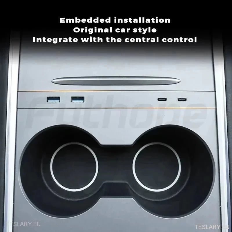 4 Port Multiport USB Expansion Hub for Tesla Model 3 & Y - TESLARY Tesla Shop Accessories Europe Nederlands Ireland Deutschland Espana Alicante France Italia