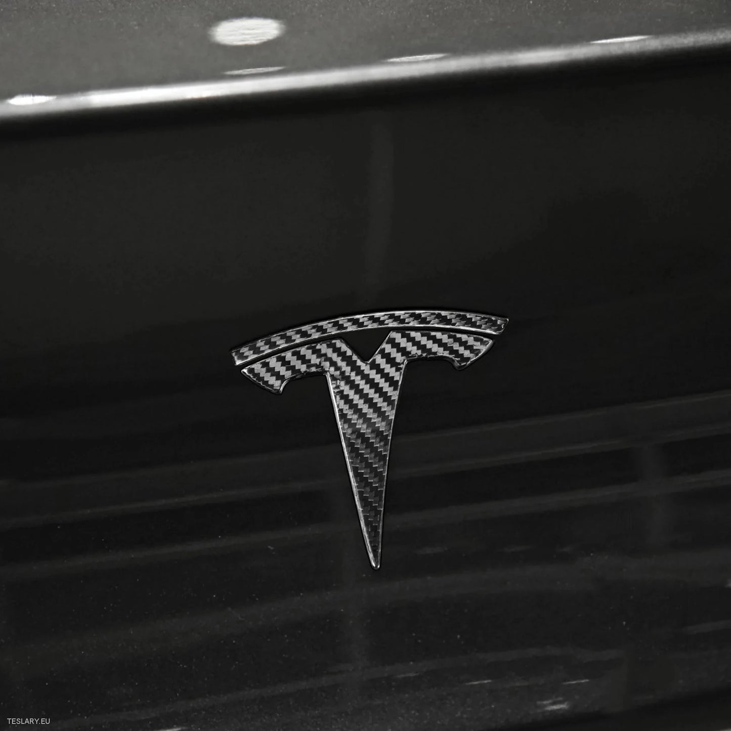 Tesla Model 3 / Y Rear Tail Logo Black , Carbon , Chrome , Red