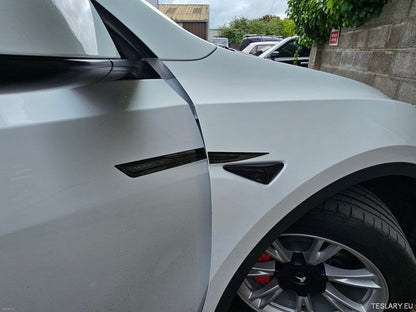 Premium Logo Decal Metal Door & Wing Stickers for Tesla 3 , Y & X - TESLARY Tesla Shop Accessories Europe Nederlands Ireland Deutschland Espana Alicante France Italia