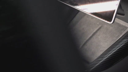 Tesla 3+ Highland \ Y Juniper Wireless Charger Carbon Fiber Trim