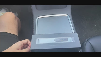 Triple Port USB Expansion Hub for Tesla 3/Y with Sliding Cover