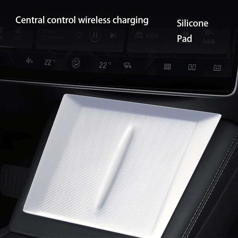 Silicone Antislip Protective Cover for Wireless Charge Pad Tesla Model 3+ Highland / Model Y+ Juniper - TESLARY Tesla Shop Accessories Europe Nederlands Dublin Cork Ireland Deutschland Espana Alicante France Italia