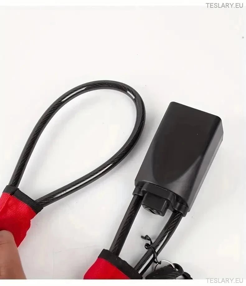 Steering Wheel to Seat Belt Security Lock For Tesla Model 3 . Y & Highland - TESLARY Tesla Shop Accessories Europe Nederlands Ireland Deutschland Espana Alicante France Italia