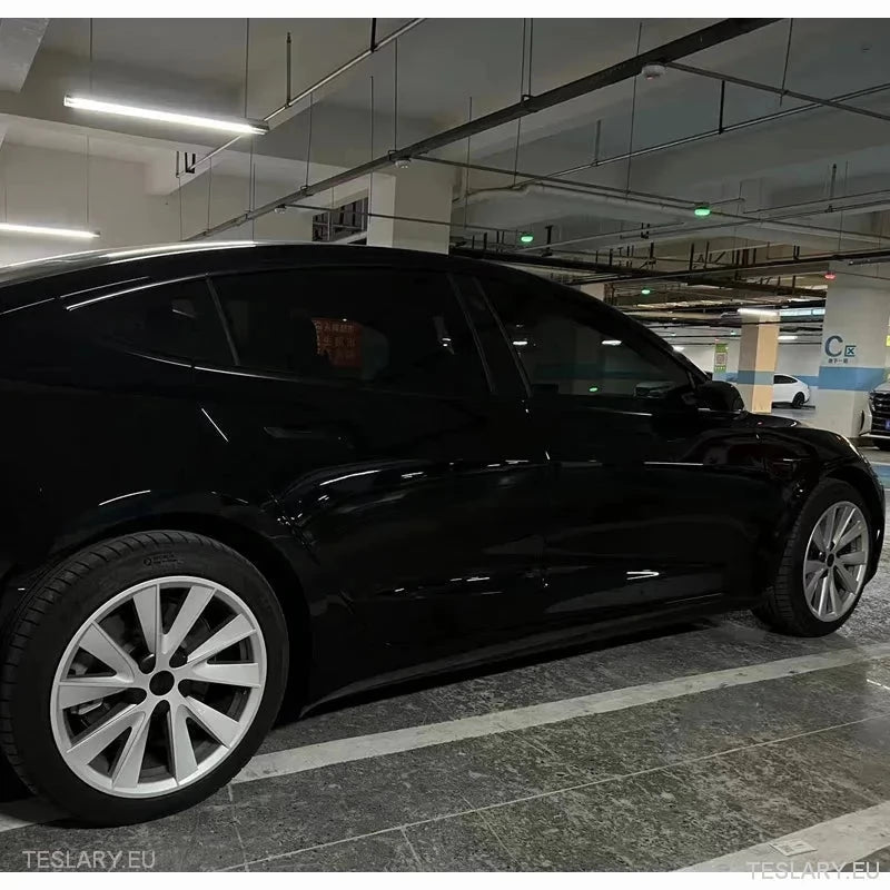 Tesla 3 18" Full Rim Silver & Black Sport Style Wheel Covers - TESLARY Tesla Shop Accessories Europe Nederlands Ireland Deutschland Espana Alicante France Italia