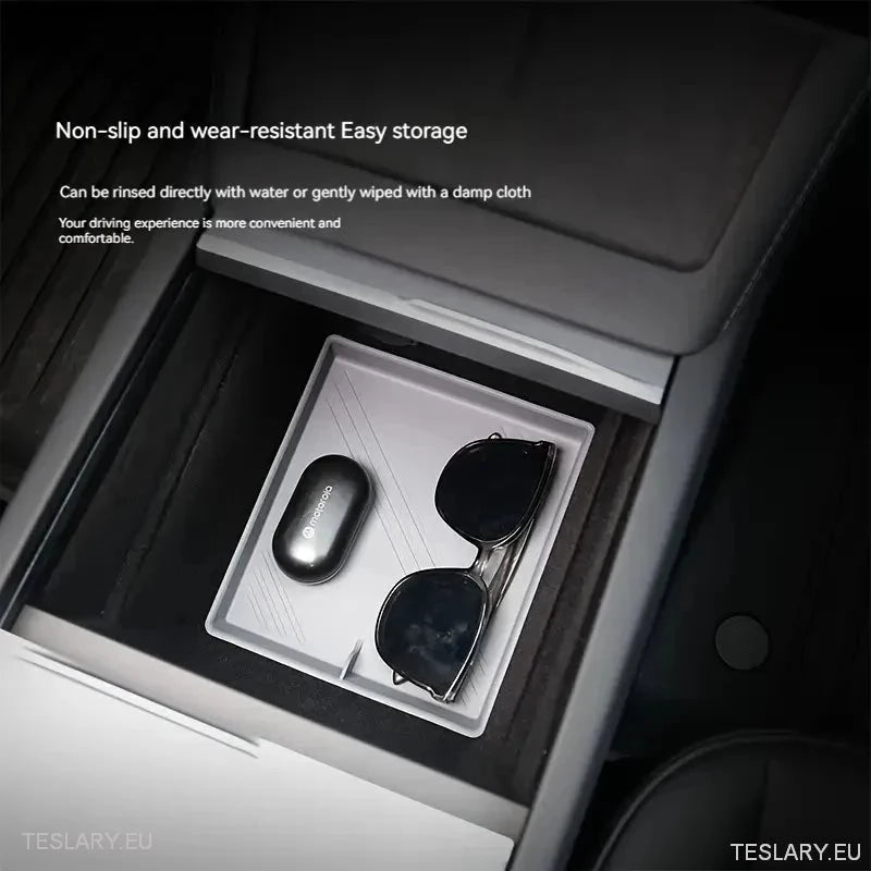 Tesla 3+ Highland Center Console Silicone Protective Tray - TESLARY Tesla Shop Accessories Europe Nederlands Ireland Deutschland Espana Alicante France Italia