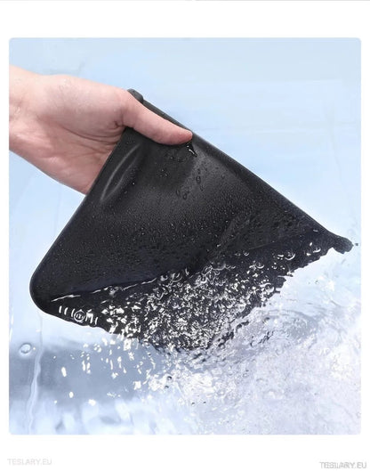 Tesla 3 / Y & Highland Silicone Antislip Cover for Wireless Charge Pad - TESLARY Tesla Shop Accessories Europe Nederlands Ireland Deutschland Espana Alicante France Italia