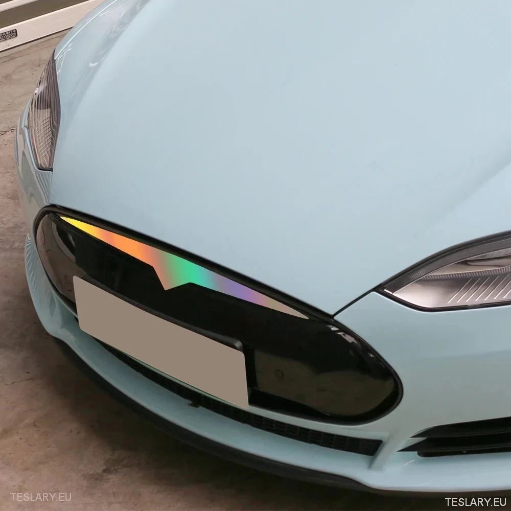 Tesla 3/Y Vinyl Front Grill Sticker in Black , Red & Carbon Fiber - TESLARY Tesla Shop Accessories Europe Nederlands Dublin Cork Ireland Deutschland Espana Alicante France Italia