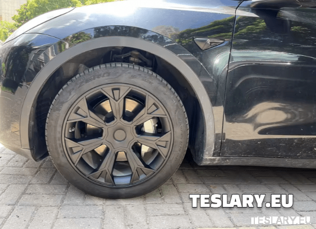 TESLA MODEL Y 19" UNIQUE S4 FULL COVER WHEEL HUBS - TESLARY Tesla Shop Accessories Europe Nederlands Dublin Cork Ireland Deutschland Espana Alicante France Italia